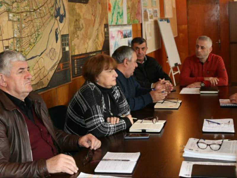 ცაგერის მუნიციპალიტეტის მერის პირველმა მოადგილემ მამუკა ხიმშიაშვილმა, მერის...